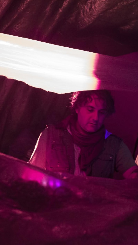 victor_artmosferic_1024 victors mob image