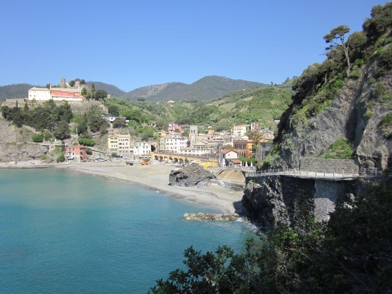 monterosso_1_800 monterosso_1_800