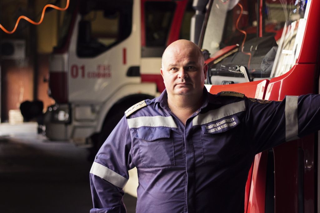 Пожарникар image