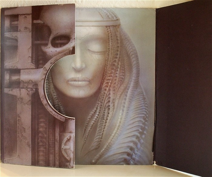 1352110229mzd_700 1352110229mzd_700