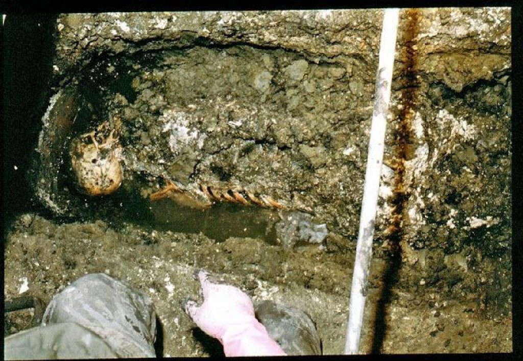 john_4_1024 john_4_1024