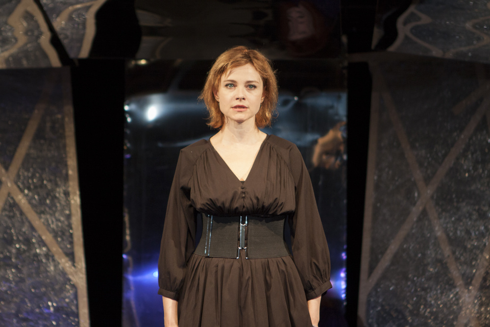 lubov_moya_1000 Театър, любов моя image