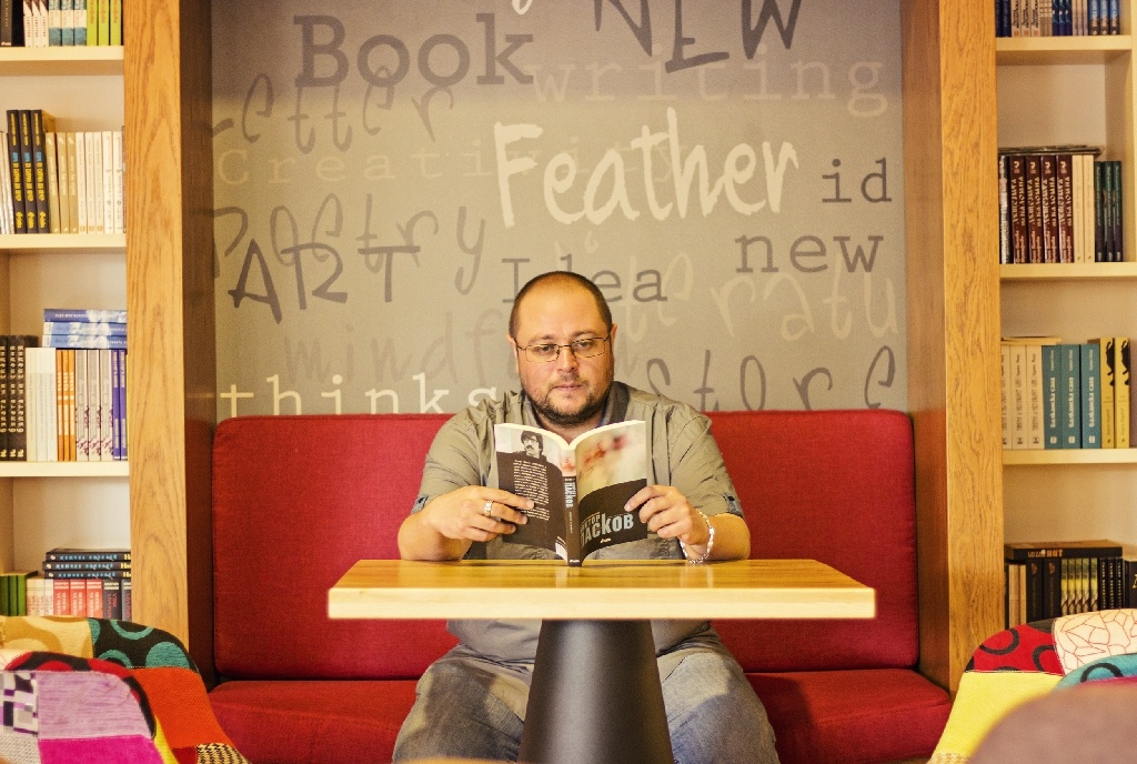 Светлозар Желев image