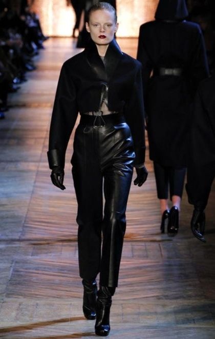 klincheva_black1_661 klincheva_black1_661