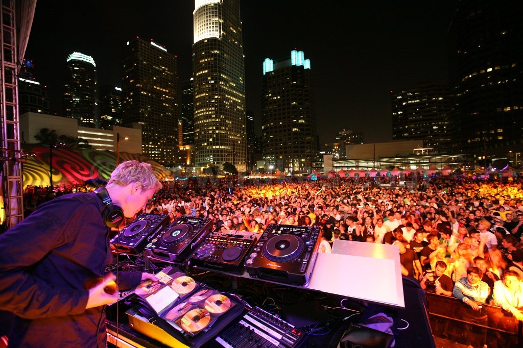 d_ramirez_1024 d_ramirez_1024